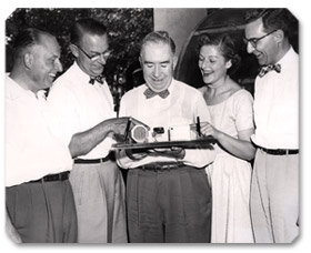 Paul and Virginia Galvin at Motorola company picnic